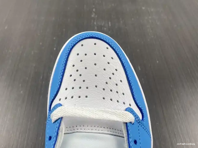 CJ7891-401 SB Nike Jordan UNC Low x Air 1 0601